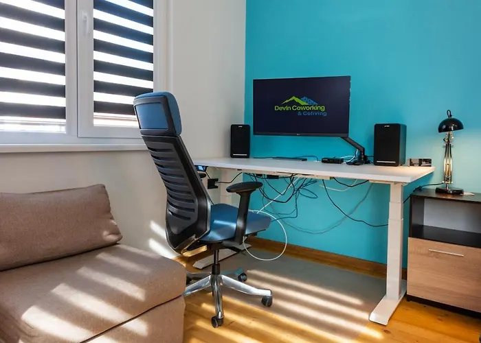 Coworking & Coliving Apartament Devín